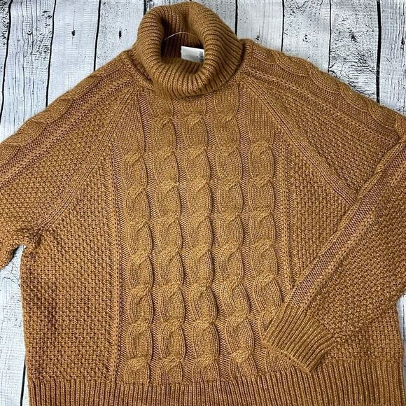 GAP Wool Alpaca Blend Turtleneck Sweater - Picture 2 of 5